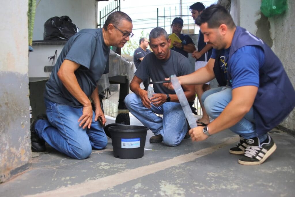 Secretaria de Saúde inicia instalação de armadilhas contra o mosquito da dengue em Suzano
