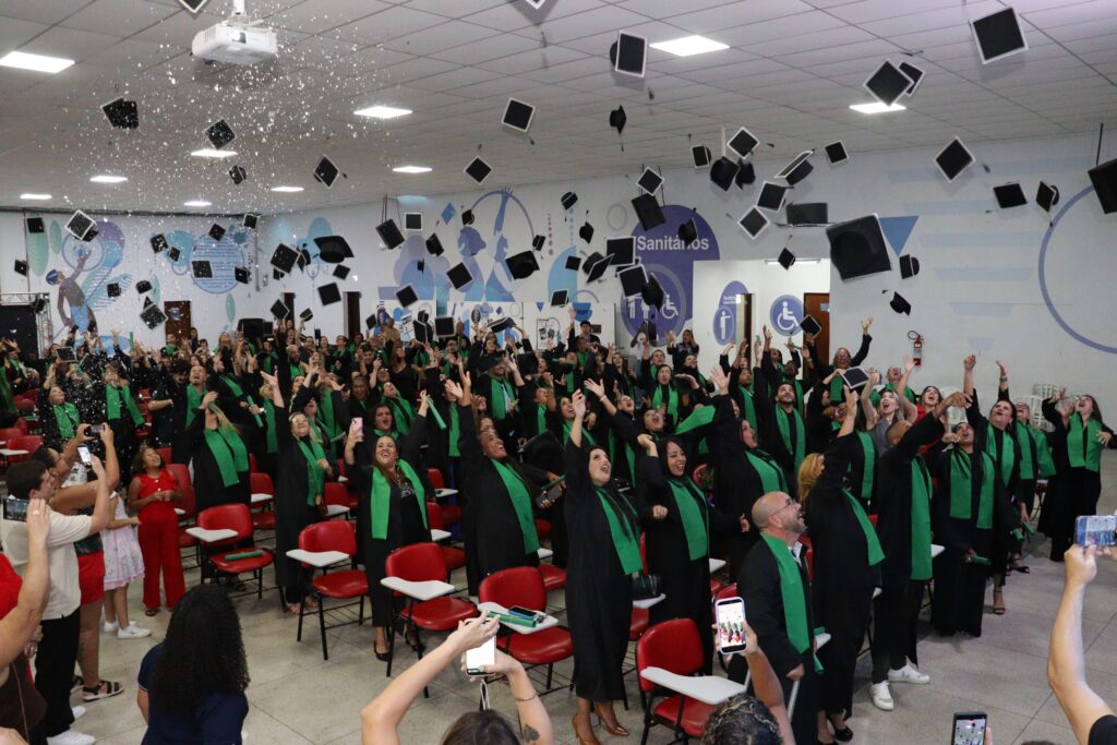 Formatura de 132 agentes de saúde reforça atenção básica em Suzano